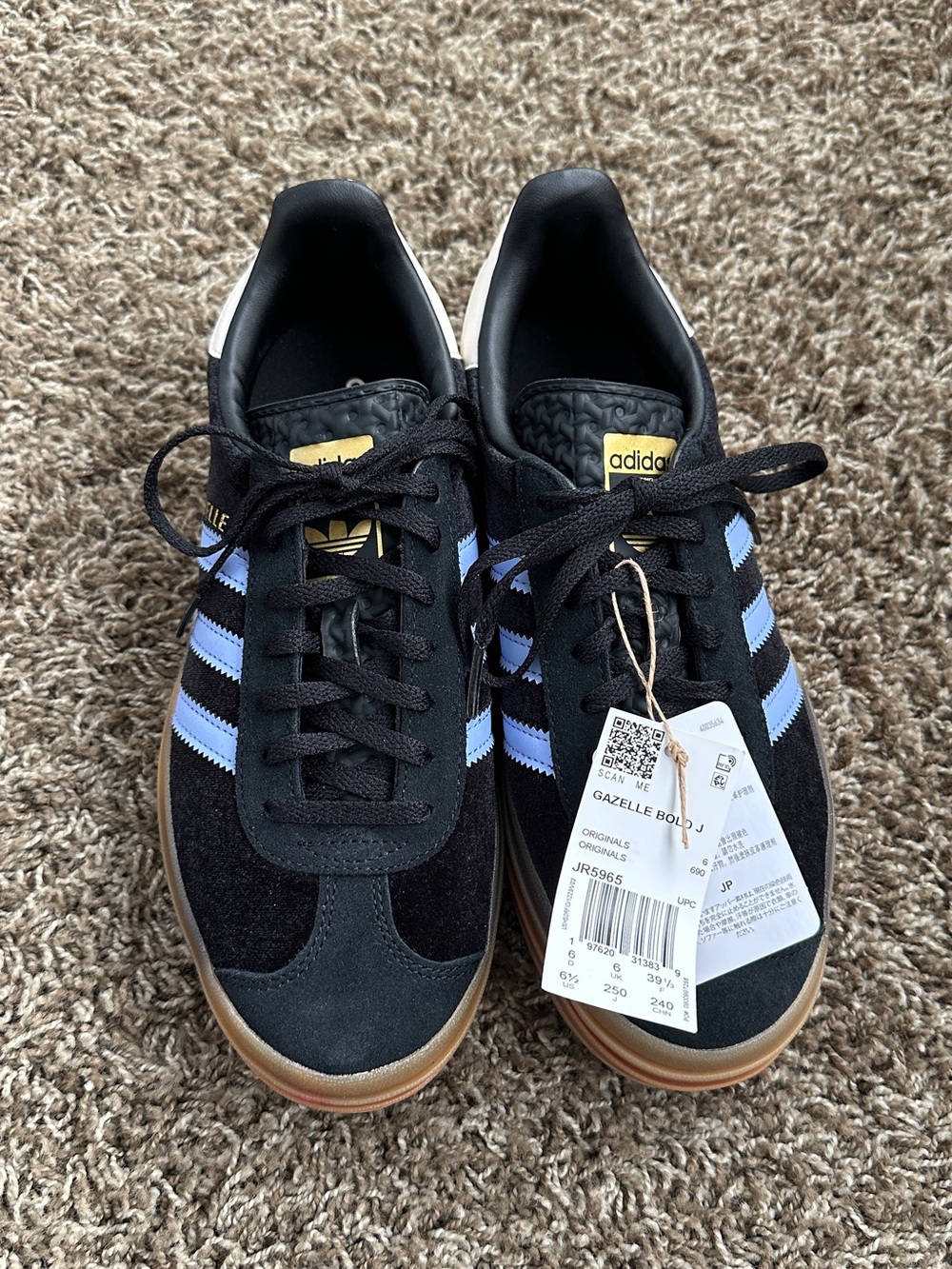 NWT Adidas Gazelle Bold Youth Size 6.5 | Women’s Size 8